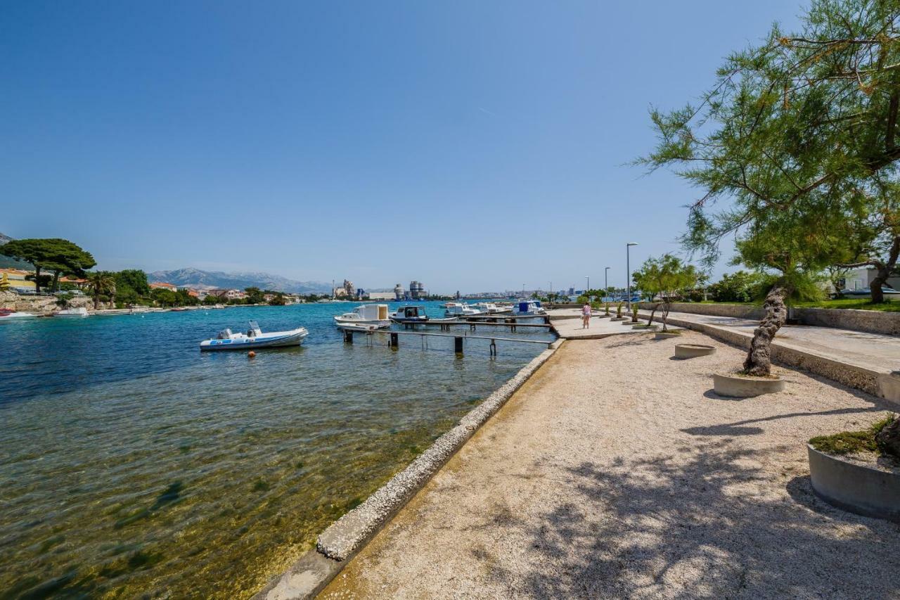 Apartments Sea Star Kastela Exterior photo