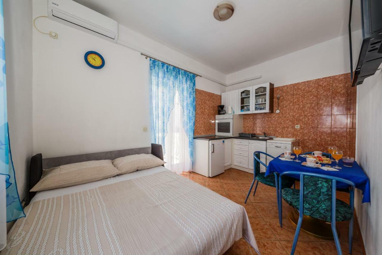 Apartments Sea Star Kastela Exterior photo