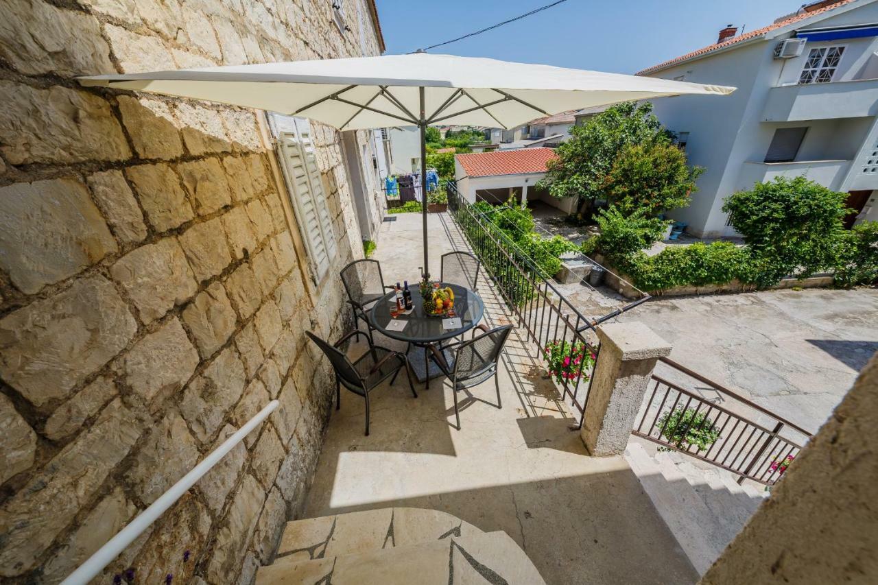 Apartments Sea Star Kastela Exterior photo